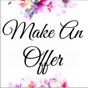 Perfect time to swap out items in your closet.  Get something fresh! 🌸💕🌸